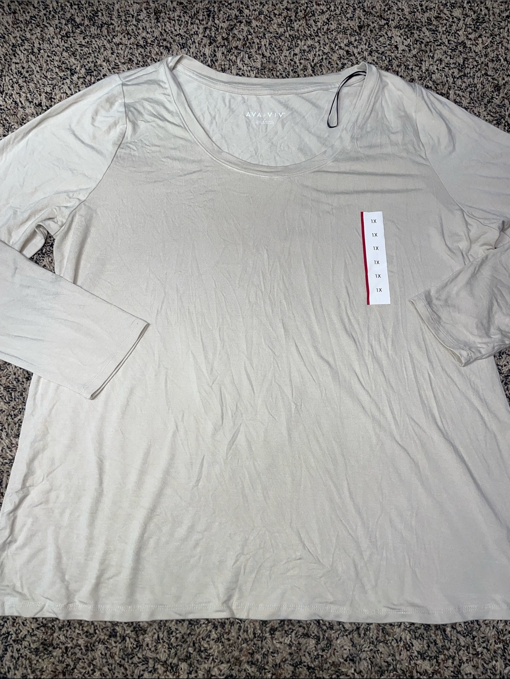 AVA & VIV Women’s Long Sleeve Scoop Neck Top - Light Beige Relaxed Plus 1X NWOT